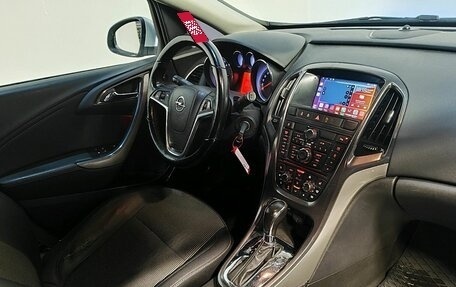 Opel Astra J, 2010 год, 829 000 рублей, 8 фотография