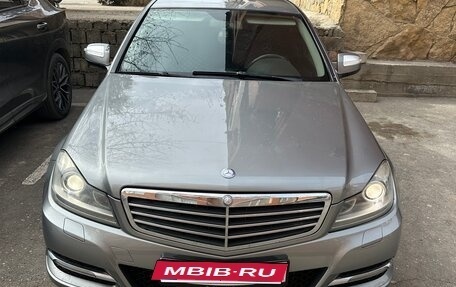 Mercedes-Benz C-Класс, 2007 год, 880 000 рублей, 1 фотография