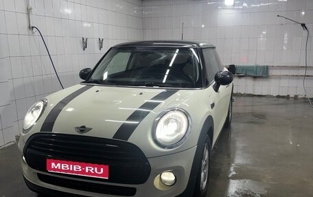 MINI Hatch, 2015 год, 1 750 000 рублей, 1 фотография