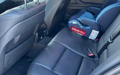 BMW 5 серия, 2013 год, 1 800 000 рублей, 11 фотография