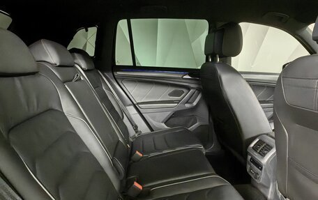 Volkswagen Tiguan II, 2021 год, 3 749 000 рублей, 16 фотография