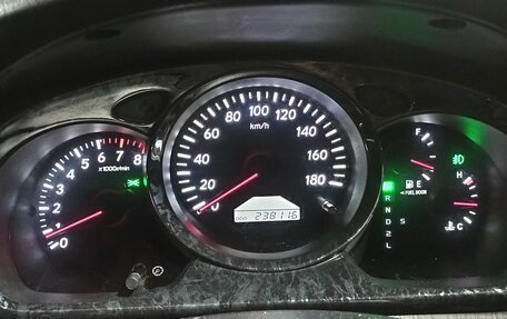 Toyota Kluger I, 2003 год, 1 300 000 рублей, 9 фотография