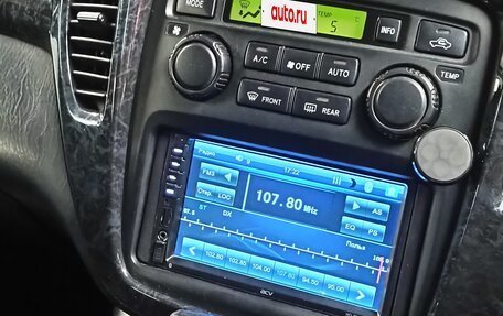 Toyota Kluger I, 2003 год, 1 300 000 рублей, 11 фотография