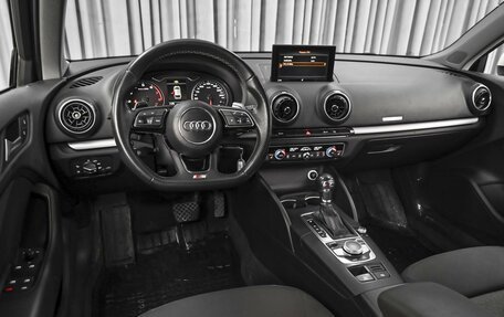 Audi A3, 2017 год, 1 560 000 рублей, 6 фотография