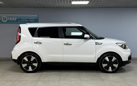 KIA Soul II рестайлинг, 2018 год, 1 589 000 рублей, 8 фотография