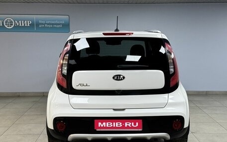 KIA Soul II рестайлинг, 2018 год, 1 589 000 рублей, 6 фотография