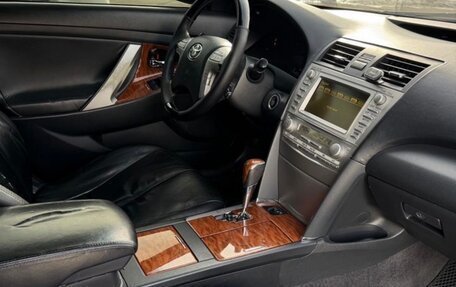 Toyota Camry, 2010 год, 1 200 000 рублей, 28 фотография