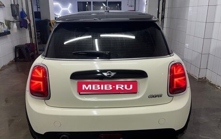 MINI Hatch, 2015 год, 1 750 000 рублей, 14 фотография