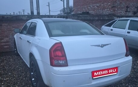 Chrysler 300C II, 2004 год, 525 000 рублей, 4 фотография