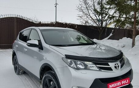 Toyota RAV4, 2013 год, 1 620 000 рублей, 2 фотография