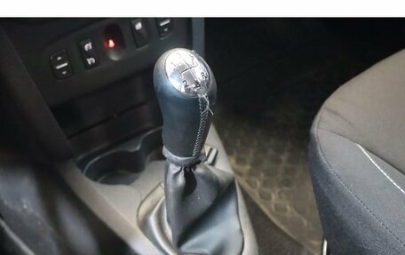 Renault Sandero II рестайлинг, 2016 год, 855 000 рублей, 12 фотография