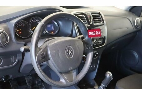 Renault Sandero II рестайлинг, 2016 год, 855 000 рублей, 6 фотография