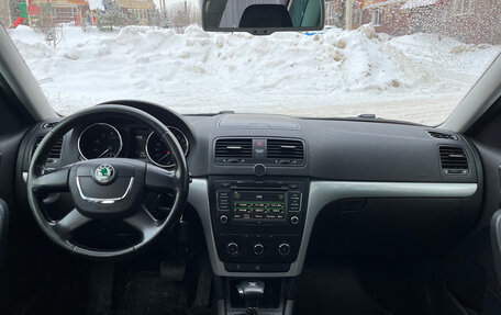 Skoda Yeti I рестайлинг, 2011 год, 850 000 рублей, 17 фотография