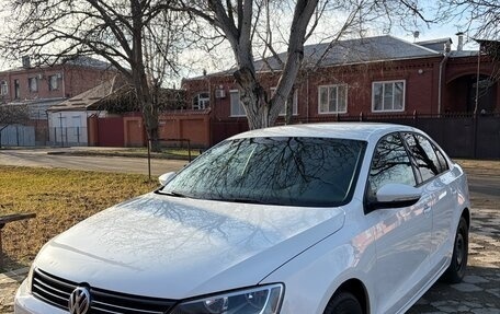 Volkswagen Jetta VI, 2011 год, 830 000 рублей, 1 фотография