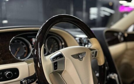 Bentley Flying Spur II, 2014 год, 6 000 000 рублей, 2 фотография