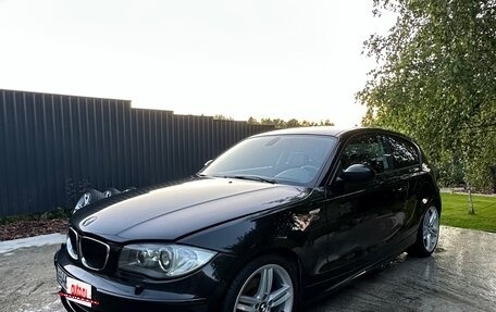 BMW 1 серия, 2008 год, 1 000 000 рублей, 5 фотография