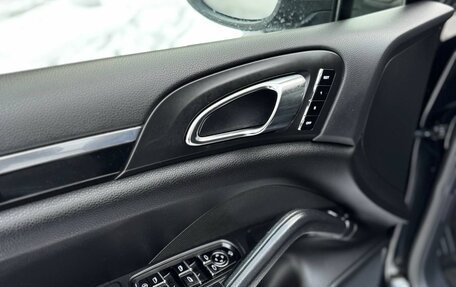 Porsche Cayenne III, 2010 год, 2 050 000 рублей, 11 фотография