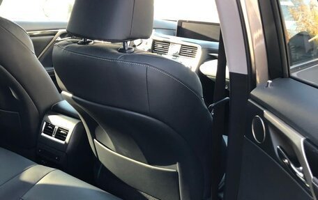 Lexus RX IV рестайлинг, 2019 год, 5 000 000 рублей, 17 фотография