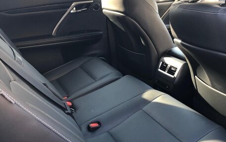 Lexus RX IV рестайлинг, 2019 год, 5 000 000 рублей, 21 фотография