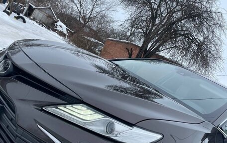 Toyota Camry, 2022 год, 3 350 000 рублей, 5 фотография