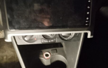 Volkswagen Polo VI (EU Market), 2010 год, 300 000 рублей, 3 фотография