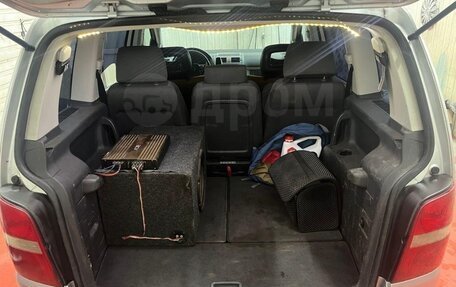 Volkswagen Touran III, 2003 год, 430 000 рублей, 9 фотография