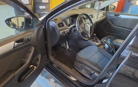 Volkswagen Jetta VI, 2013 год, 1 299 000 рублей, 9 фотография