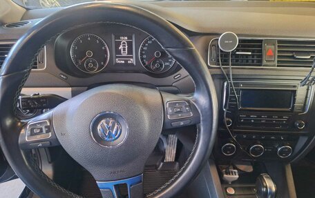 Volkswagen Jetta VI, 2013 год, 1 299 000 рублей, 11 фотография