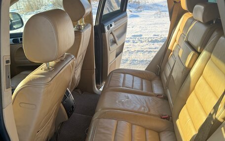 Volkswagen Touareg III, 2003 год, 715 000 рублей, 10 фотография