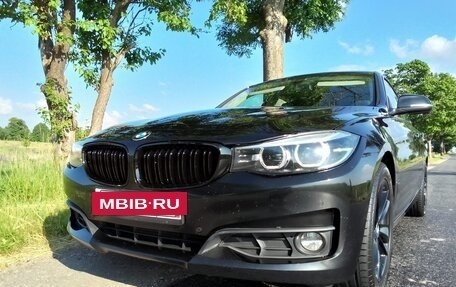 BMW 3 серия, 2018 год, 2 470 000 рублей, 12 фотография