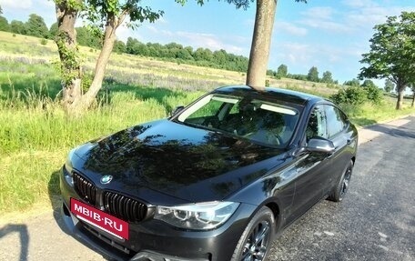 BMW 3 серия, 2018 год, 2 470 000 рублей, 11 фотография