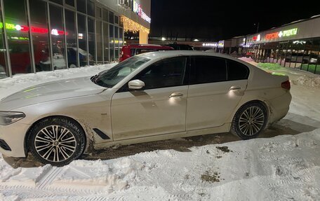 BMW 5 серия, 2017 год, 3 300 000 рублей, 3 фотография
