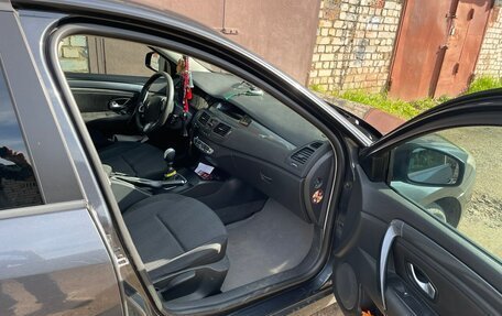 Renault Laguna III рестайлинг, 2010 год, 630 000 рублей, 8 фотография