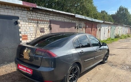 Renault Laguna III рестайлинг, 2010 год, 630 000 рублей, 3 фотография