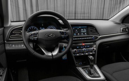 Hyundai Elantra VI рестайлинг, 2019 год, 1 770 000 рублей, 9 фотография