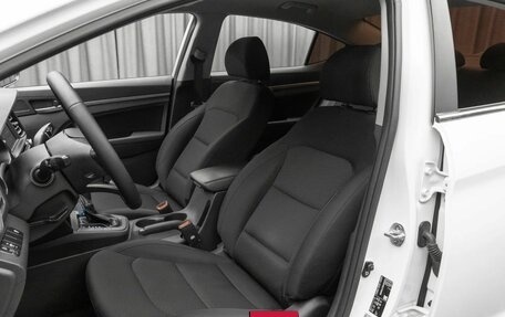 Hyundai Elantra VI рестайлинг, 2019 год, 1 770 000 рублей, 11 фотография