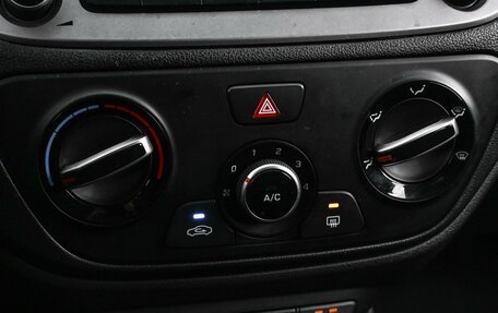 Hyundai Solaris II рестайлинг, 2018 год, 1 249 000 рублей, 19 фотография