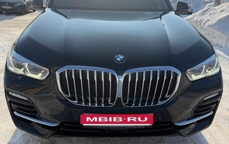 BMW X5, 2019 год, 6 850 000 рублей, 2 фотография
