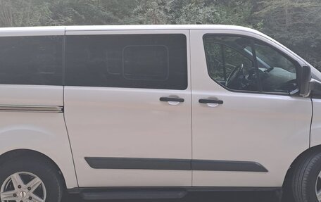 Ford Tourneo Custom I рестайлинг, 2017 год, 2 450 000 рублей, 4 фотография