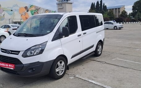 Ford Tourneo Custom I рестайлинг, 2017 год, 2 450 000 рублей, 2 фотография