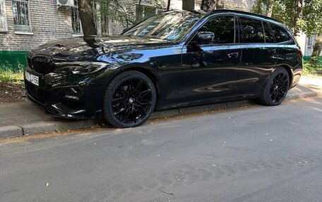 BMW 3 серия, 2020 год, 2 700 000 рублей, 28 фотография