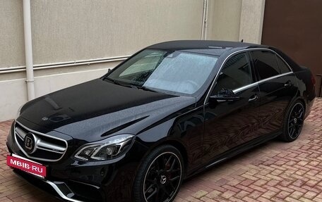 Mercedes-Benz E-Класс, 2014 год, 2 200 000 рублей, 2 фотография