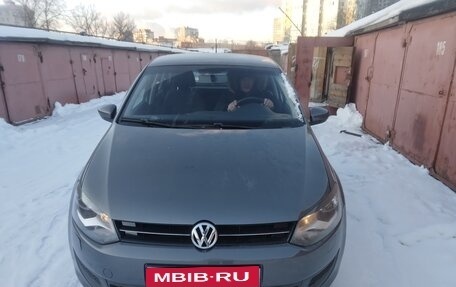 Volkswagen Polo VI (EU Market), 2011 год, 950 000 рублей, 6 фотография