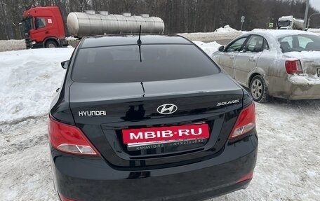 Hyundai Solaris II рестайлинг, 2015 год, 1 400 000 рублей, 4 фотография