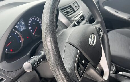 Hyundai Solaris II рестайлинг, 2015 год, 1 400 000 рублей, 6 фотография