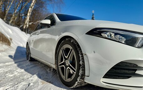 Mercedes-Benz A-Класс, 2019 год, 2 600 000 рублей, 11 фотография