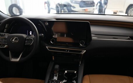 Lexus RX IV рестайлинг, 2025 год, 7 890 000 рублей, 16 фотография