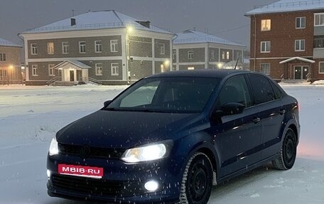 Volkswagen Polo VI (EU Market), 2013 год, 825 000 рублей, 1 фотография