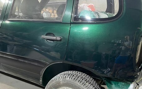 Chevrolet Niva I рестайлинг, 2003 год, 350 000 рублей, 8 фотография