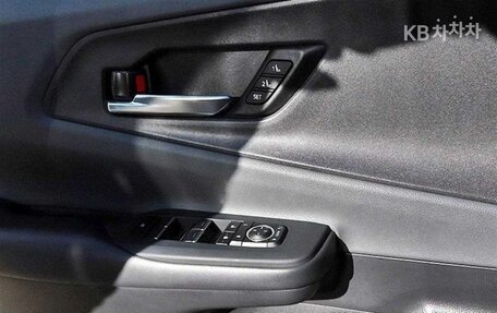 Toyota Prius IV XW50, 2024 год, 3 890 099 рублей, 11 фотография